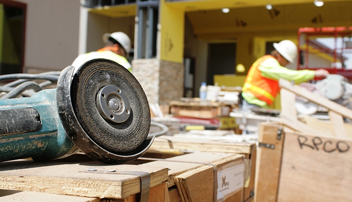 Travaux dans un logement  : la garantie décennale amputée en cas de mauvaises formalités 